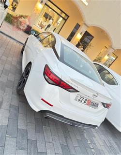 نیسان سێنترا